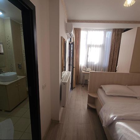 Hotel Marina 2 Bükreş Dış mekan fotoğraf