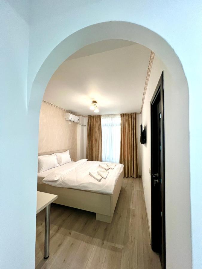 Hotel Marina 2 Bükreş Dış mekan fotoğraf